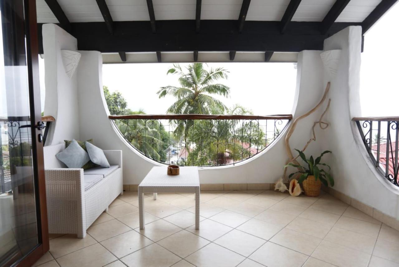 Appartement The Salty Palms à Beau Vallon  Extérieur photo