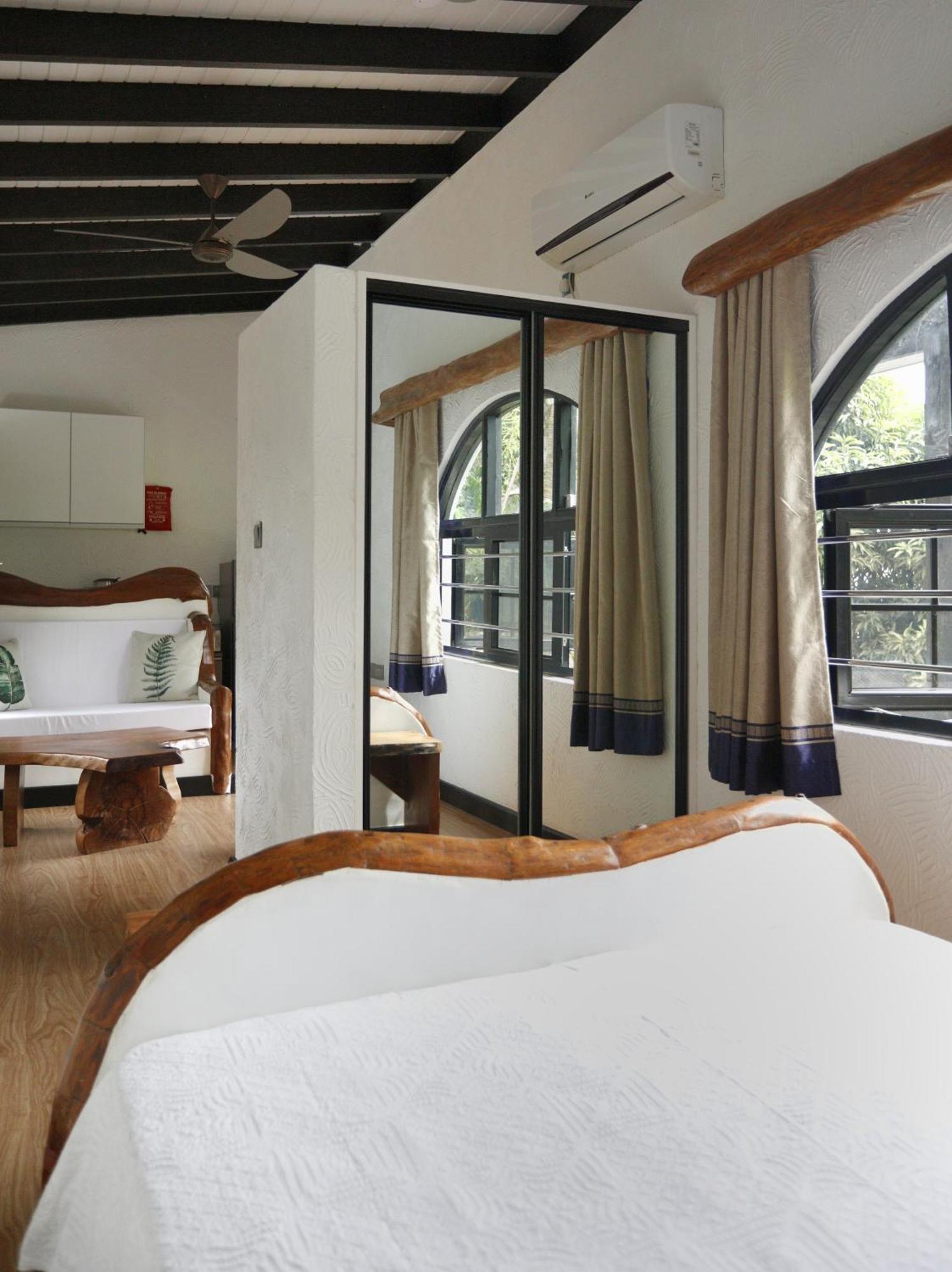 Appartement The Salty Palms à Beau Vallon  Extérieur photo